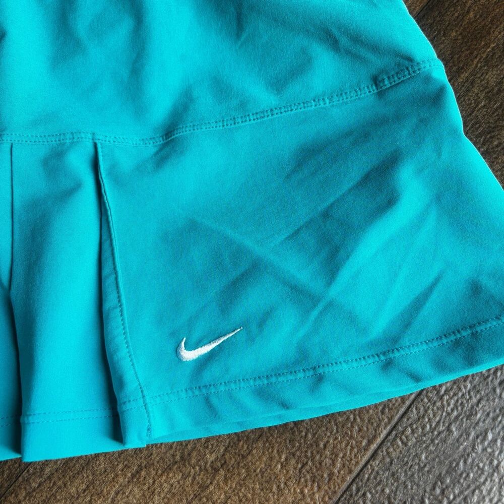 Nike Women's Dri Fit Pleated Tennis Skirt Skort Green Size Medium - Picture 2 of 6
